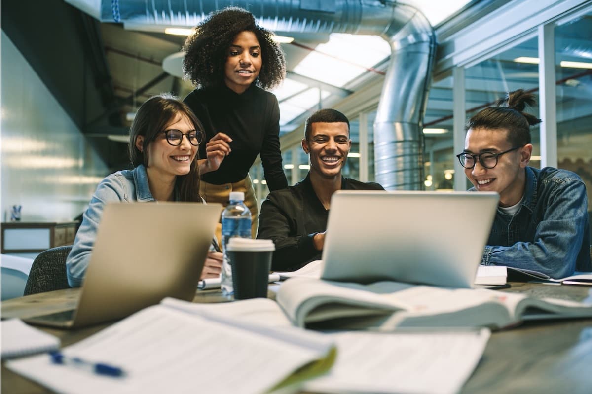 Accelerate your project management for universities Accelerate your project management for universities